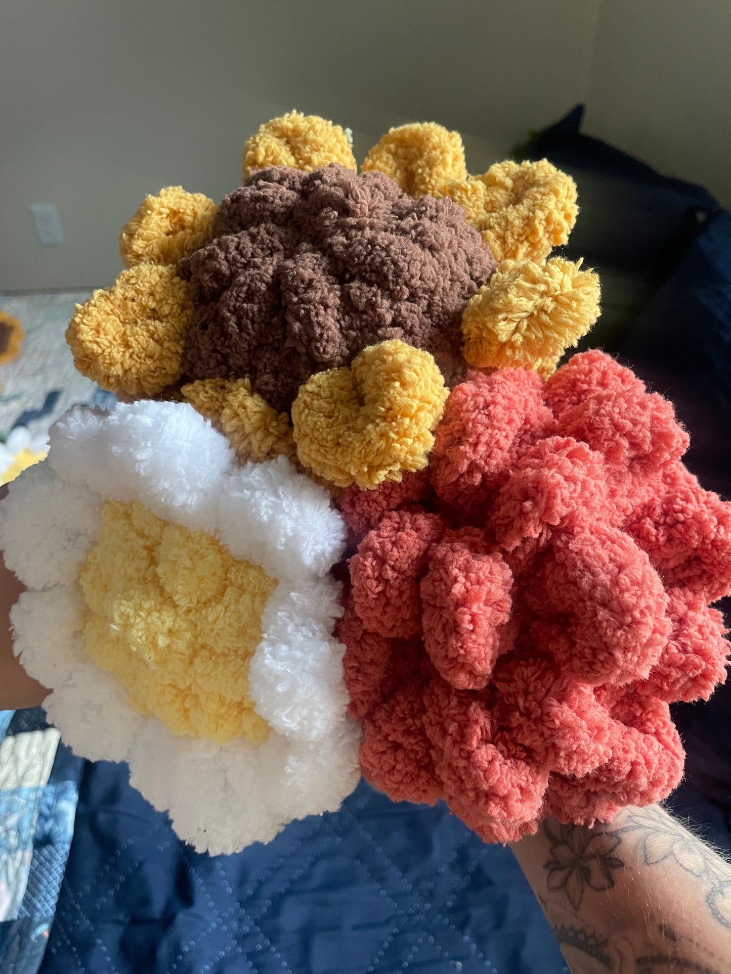 Chunky Knit Stemmed Flowers