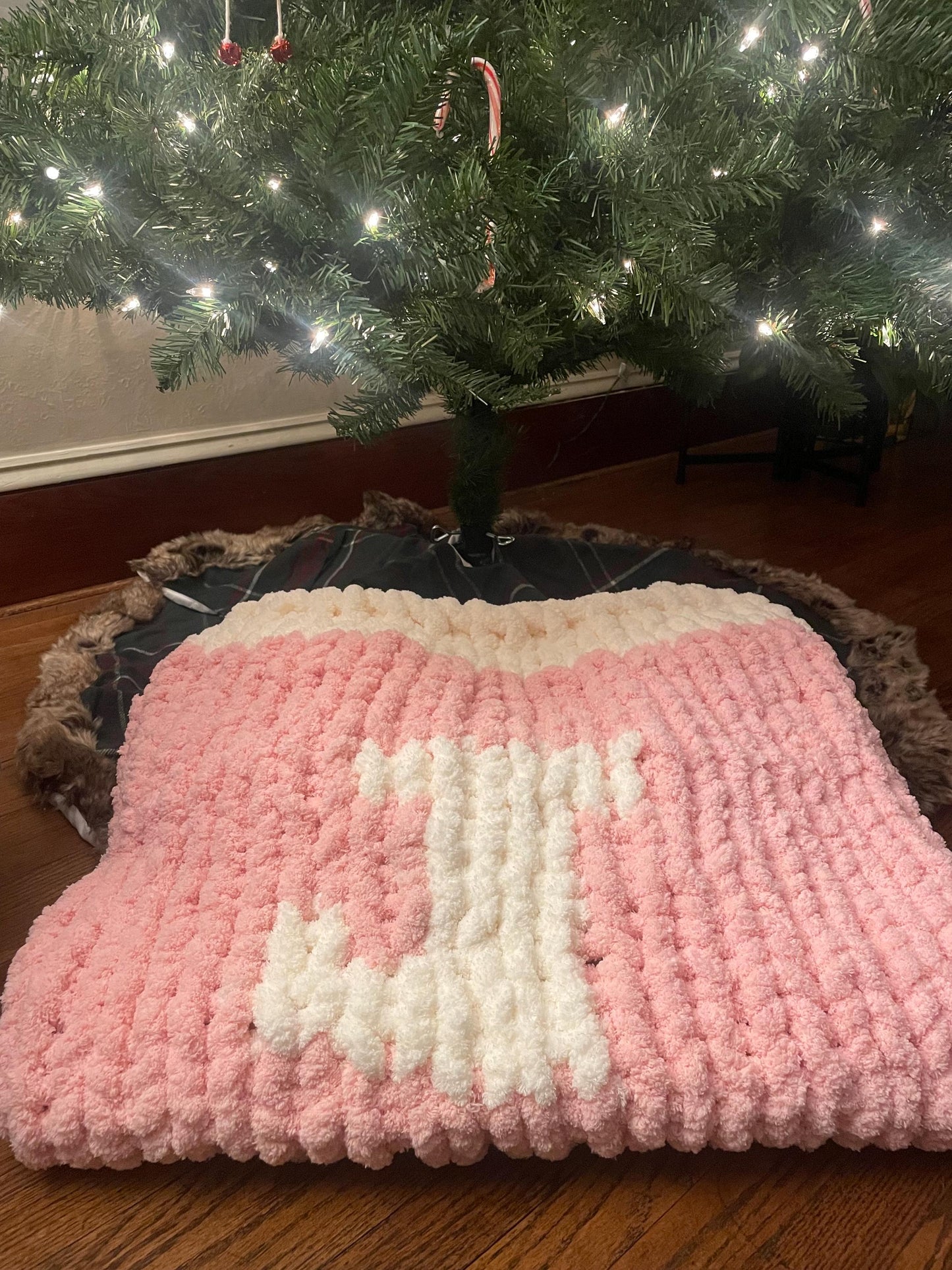 Customized Chunky Knit Blanket