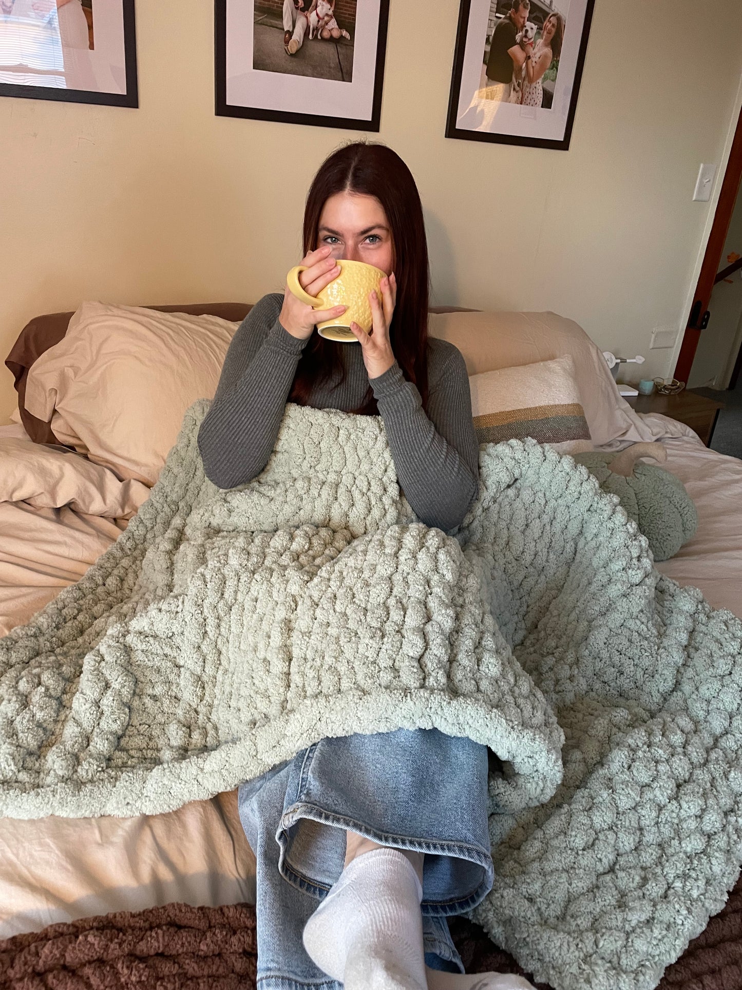 Waffle Weave Chunky Knit Blanket